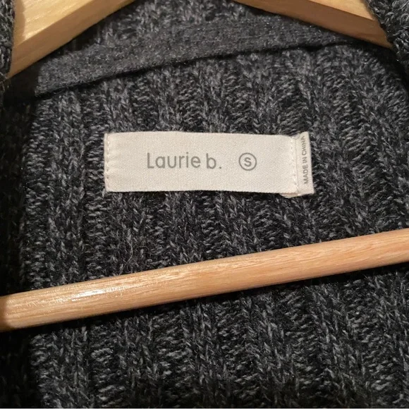 Laurie b. Elegant Dark Gray Women's Cardigan - Picture 3 of 3